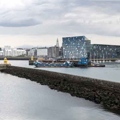 Reykjav&iacute;k Adventskalender: Reykjav&iacute;k Hafen und Harpa